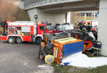 Verkehrsunfall mit Streufahrzeug